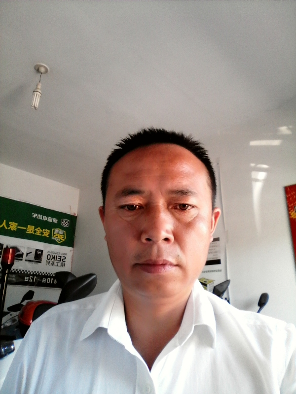 左手的第一张照片--南通相亲服务中心