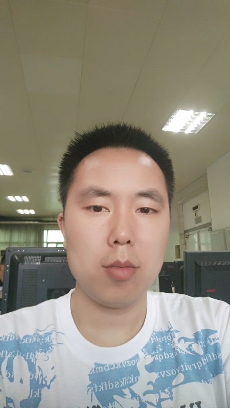 浔城老男孩的第一张照片--南通相亲服务中心