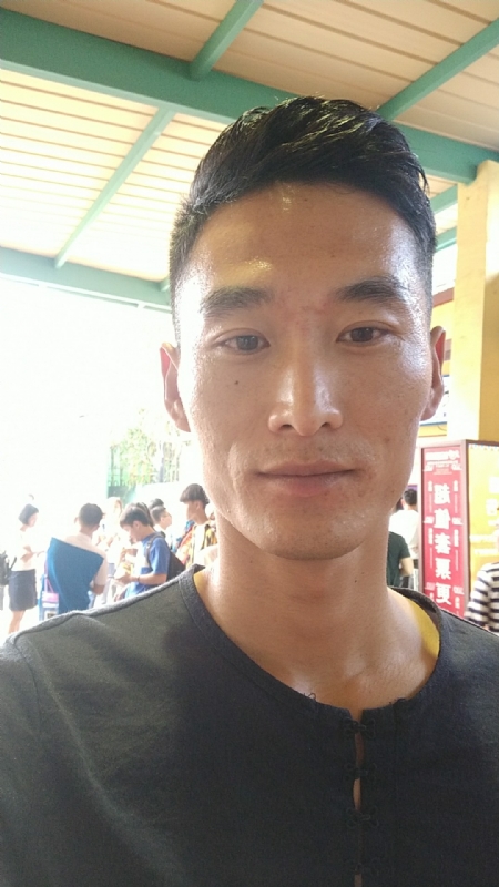 难得糊涂的第一张照片--南通相亲服务中心