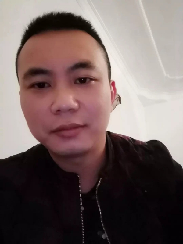 喜闻香气的第一张照片--南通相亲服务中心