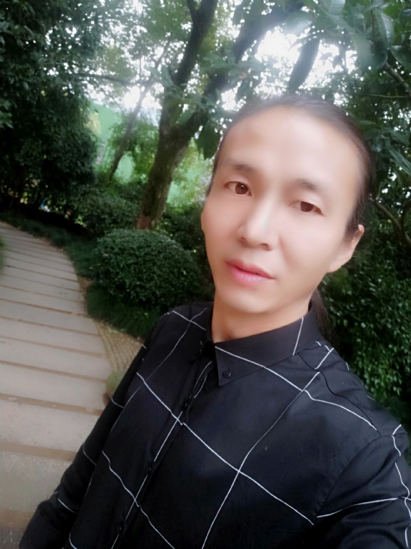 北方的狼的第一张照片--南通相亲服务中心