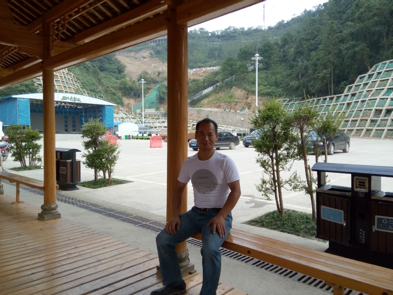 安哥的第一张照片--南通相亲服务中心