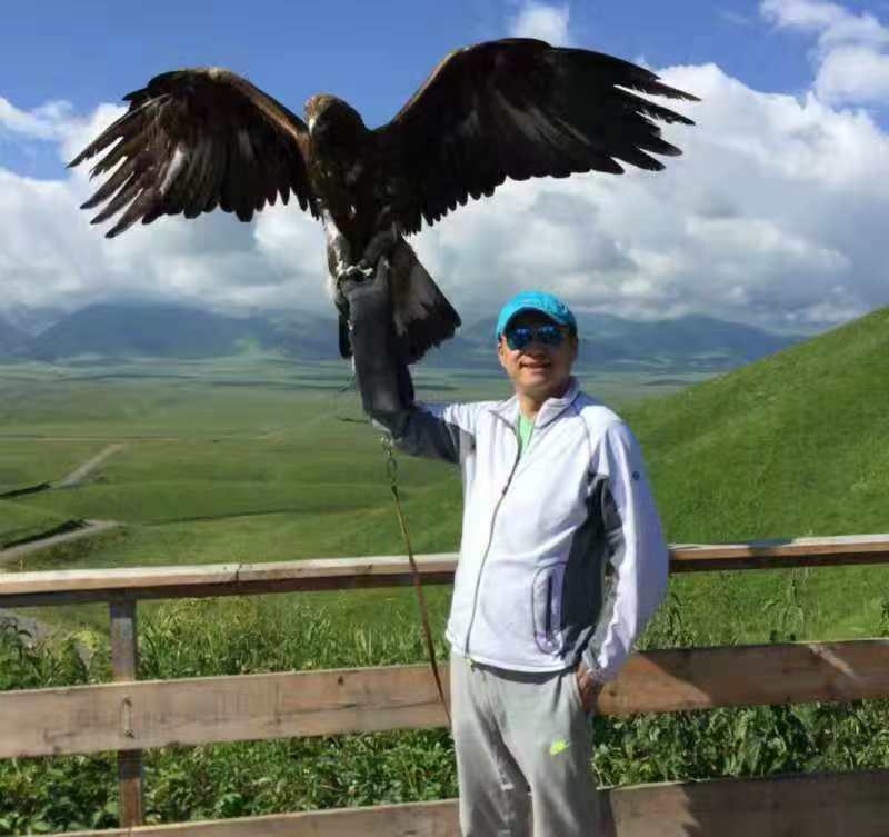 怀抱清风的第一张照片--南通相亲服务中心