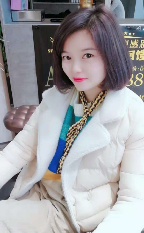 认真的雪的第一张照片--南通相亲服务中心