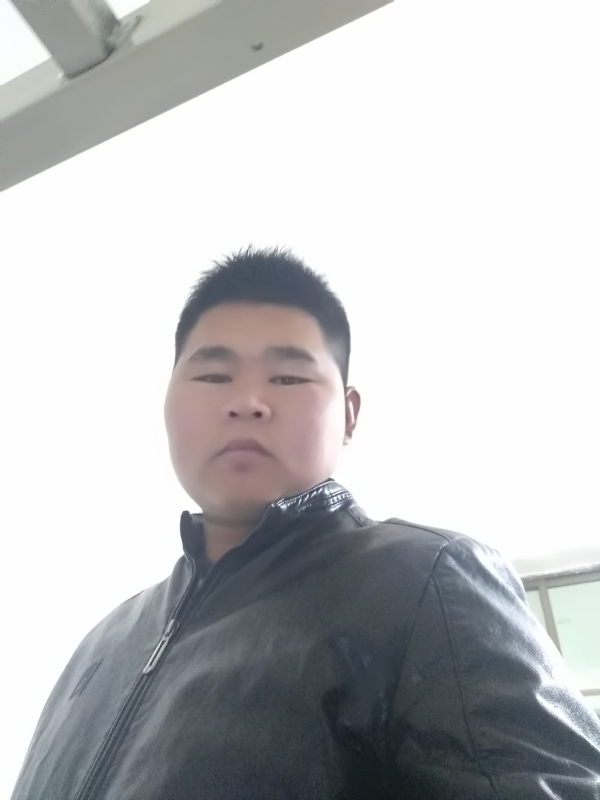 小哥的第一张照片--南通相亲服务中心