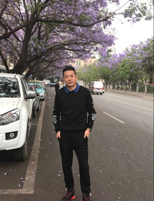 宁静致远的第一张照片--南通相亲服务中心