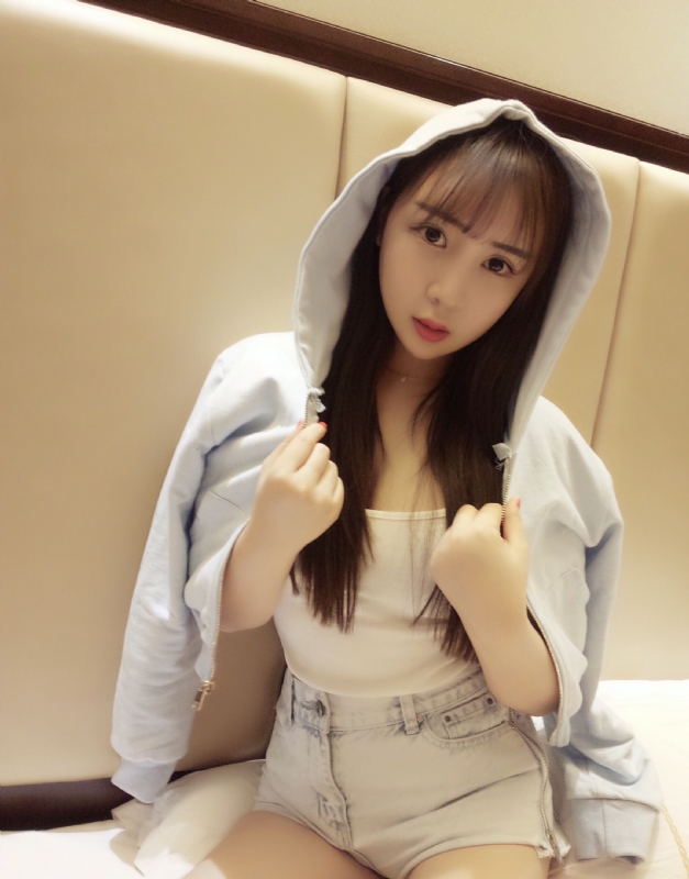 琪琪的第一张照片--南通相亲服务中心