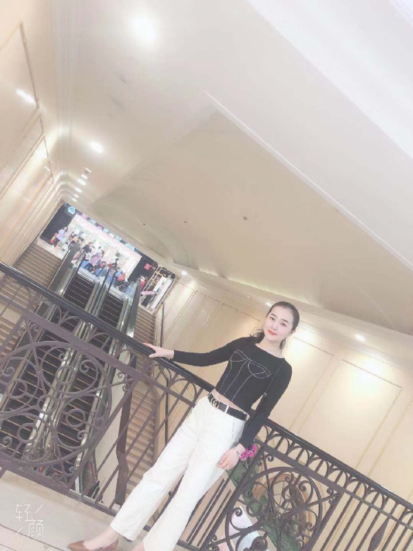 时光浅夏的第四张照片--南通相亲服务中心