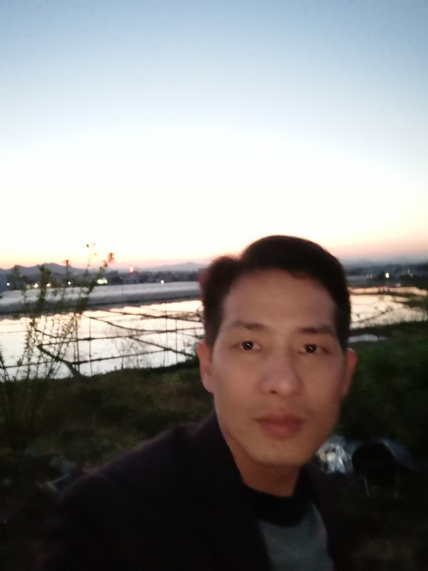 不忘初心的第一张照片--南通相亲服务中心