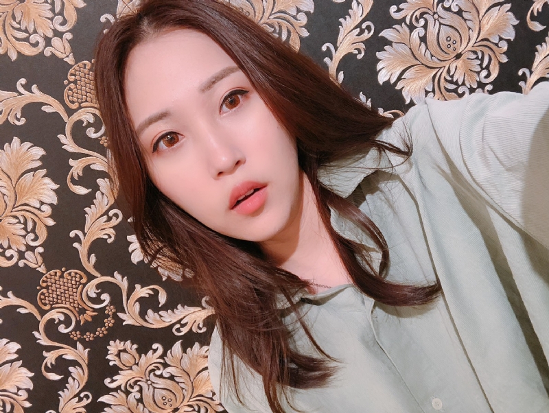 張婕兒的第一张照片--南通相亲服务中心