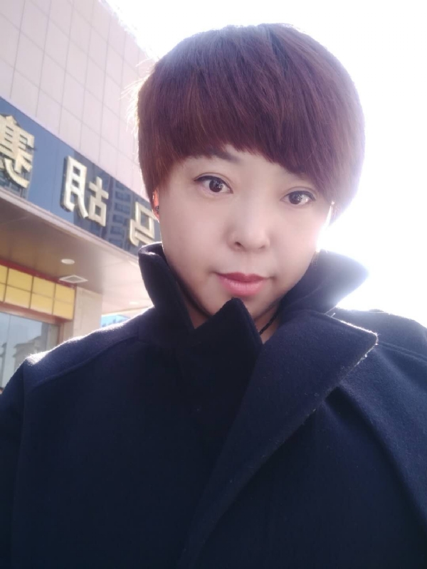 霞儿的第一张照片--南通相亲服务中心