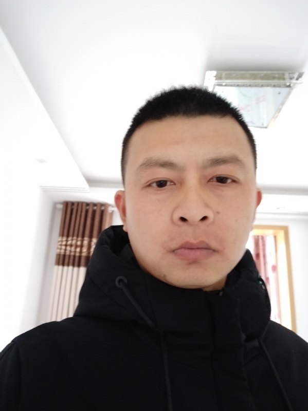 吴伟899的第一张照片--南通相亲服务中心