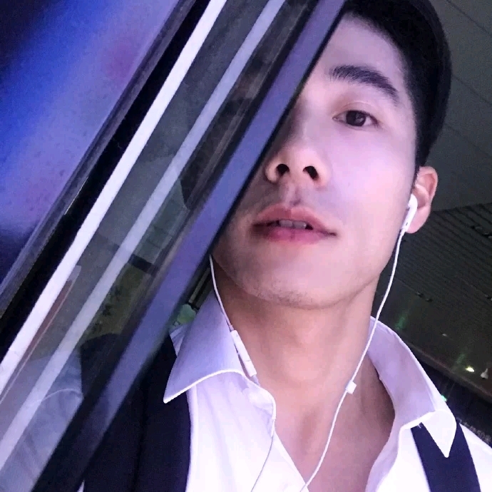 心若磐石的第二张照片--南通相亲服务中心