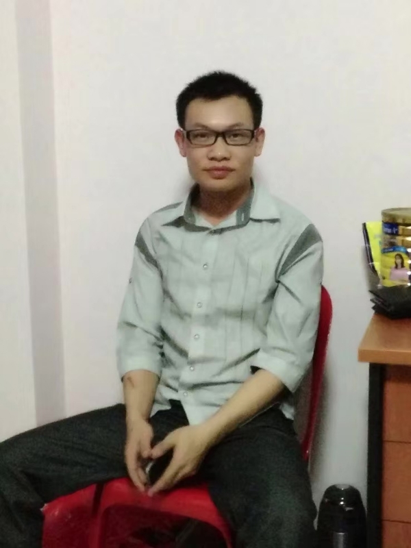 坚强不屈的第一张照片--南通相亲服务中心