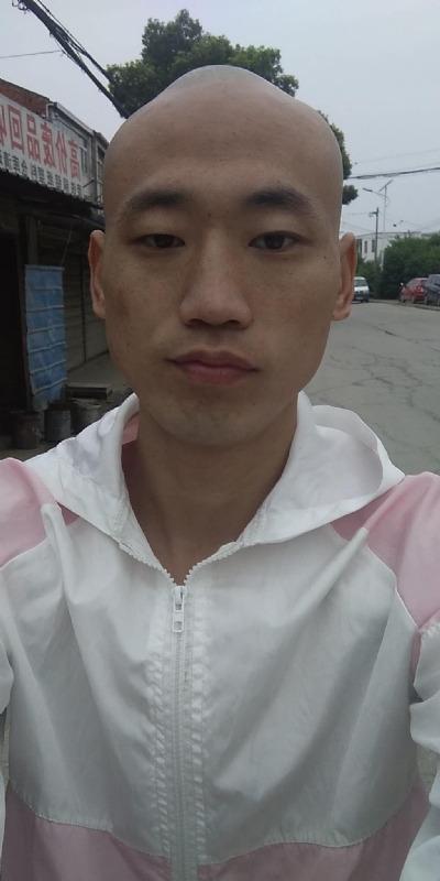 花花公子的第一张照片--南通相亲服务中心