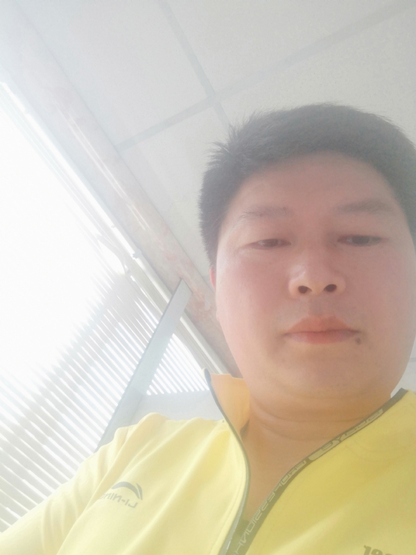 山男的第一张照片--南通相亲服务中心