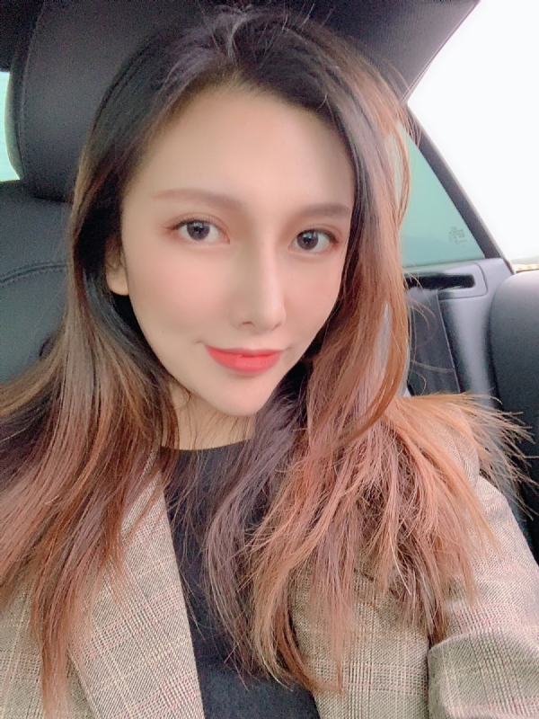 李岚Lancy的第一张照片--南通相亲服务中心