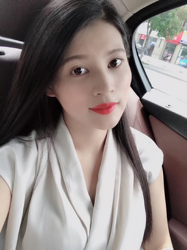 玲子的第一张照片--南通相亲服务中心