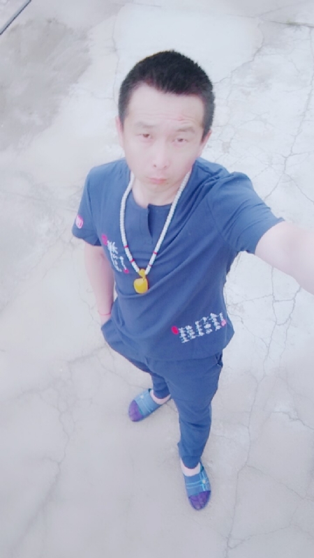 一叶之秋的第一张照片--南通相亲服务中心