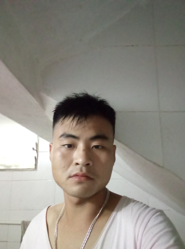 落叶知秋的第一张照片--南通相亲服务中心