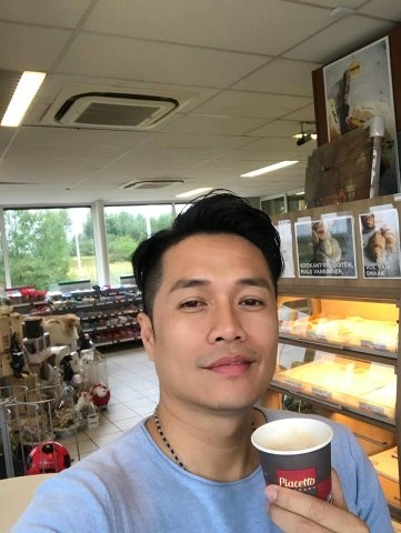 短歌的第一张照片--南通相亲服务中心