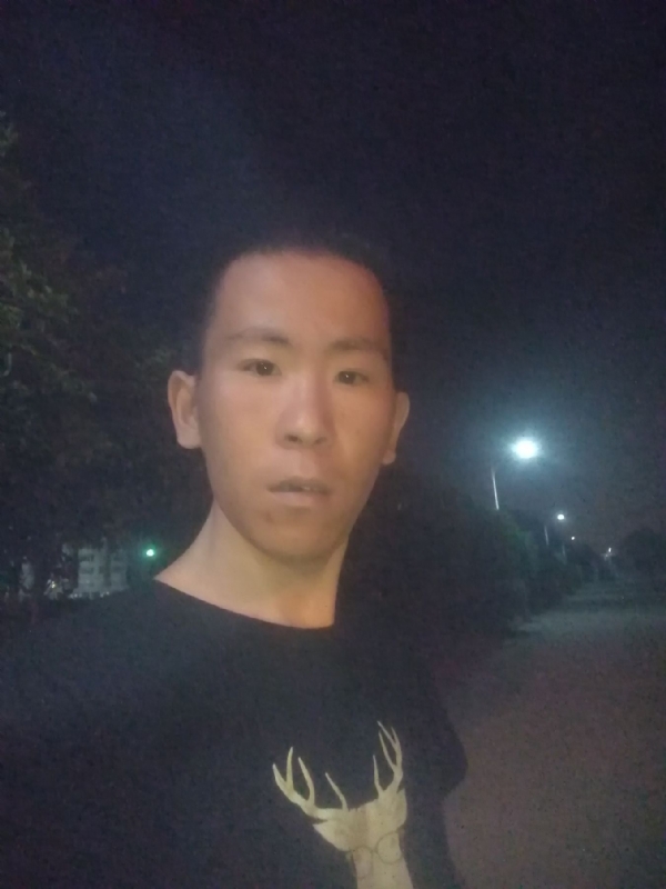 俞凯斌的第一张照片--南通相亲服务中心