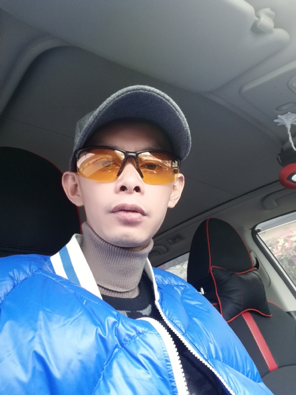 愿得一人心的第一张照片--南通相亲服务中心