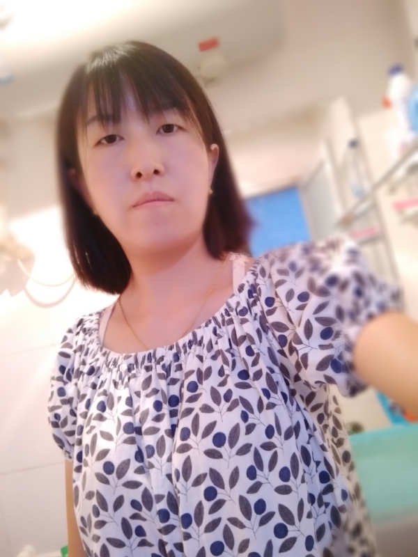 芬儿的第一张照片--南通相亲服务中心