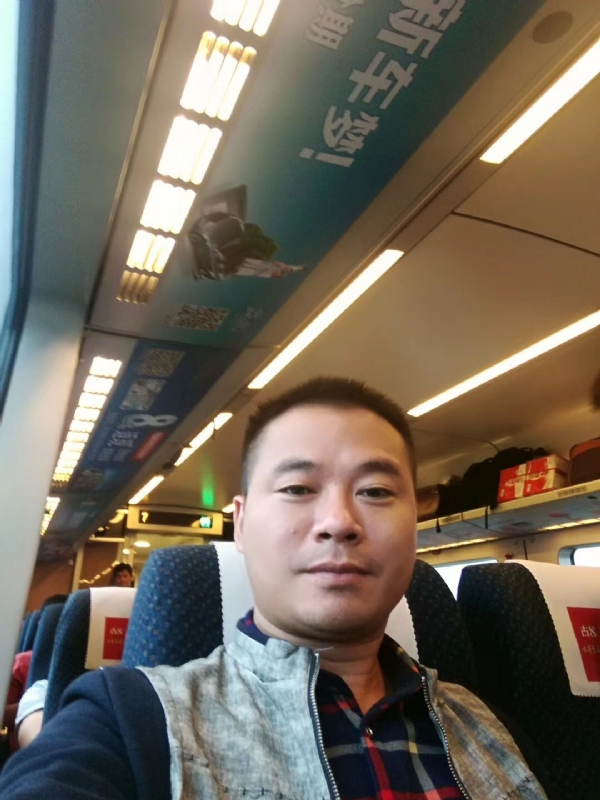 等爱的人的第一张照片--南通相亲服务中心