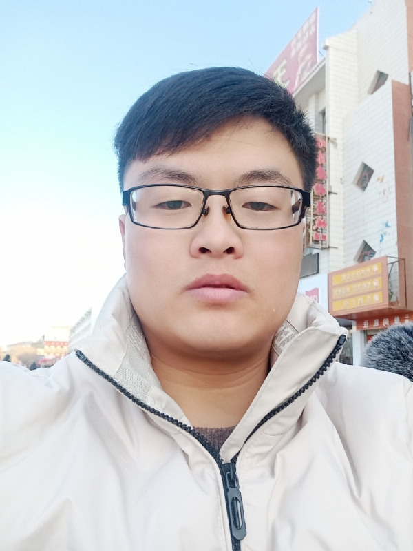 执子之手与子偕老的第一张照片--南通相亲服务中心