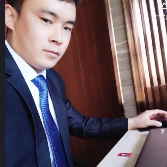 会哭的幸福的第一张照片--南通相亲服务中心