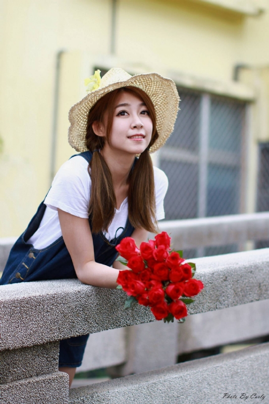 阳光朵朵的第一张照片--南通相亲服务中心