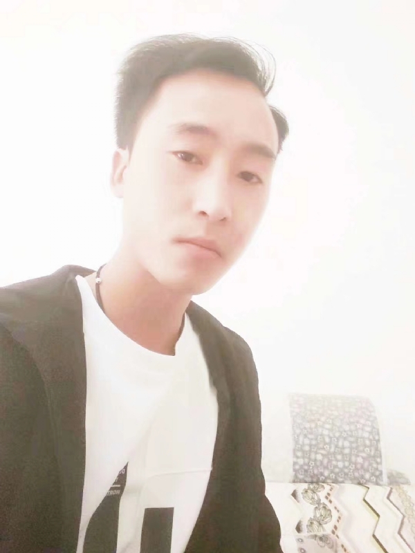 萧艺的第一张照片--南通相亲服务中心