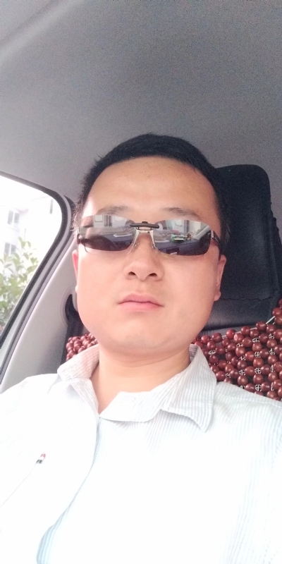 痛苦的单身狗的第二张照片--南通相亲服务中心