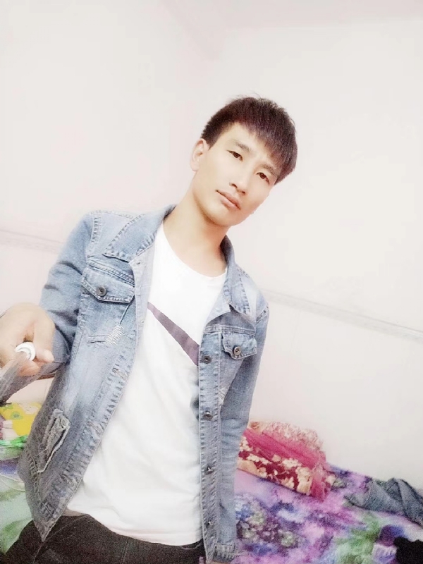 心好痛的第一张照片--南通相亲服务中心