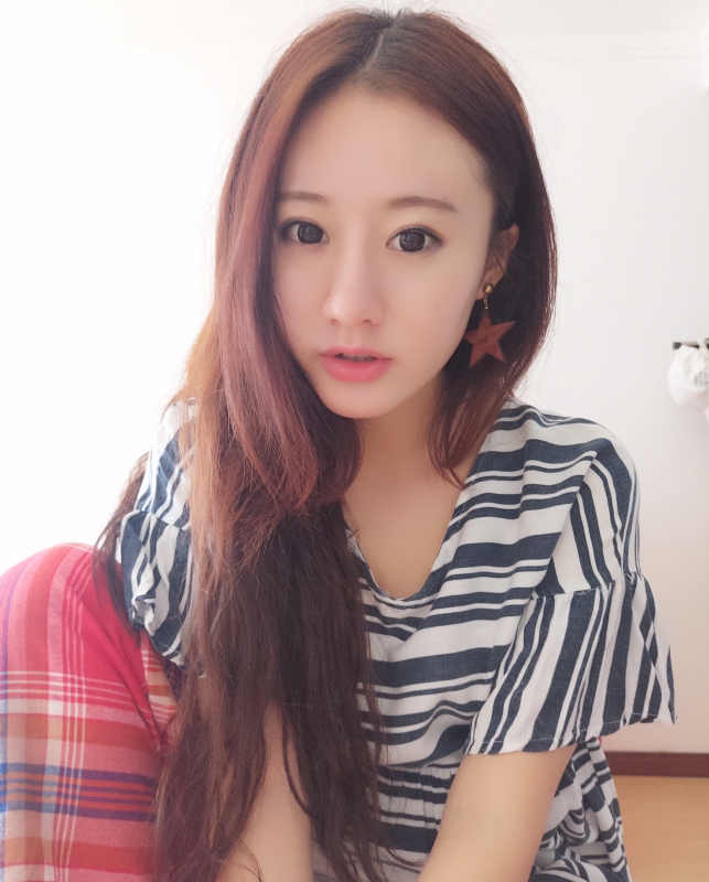 妮妮的第二张照片--南通相亲服务中心