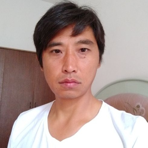 莞尔一笑的第一张照片--南通相亲服务中心