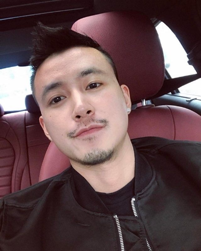 隆刘的第一张照片--南通相亲服务中心