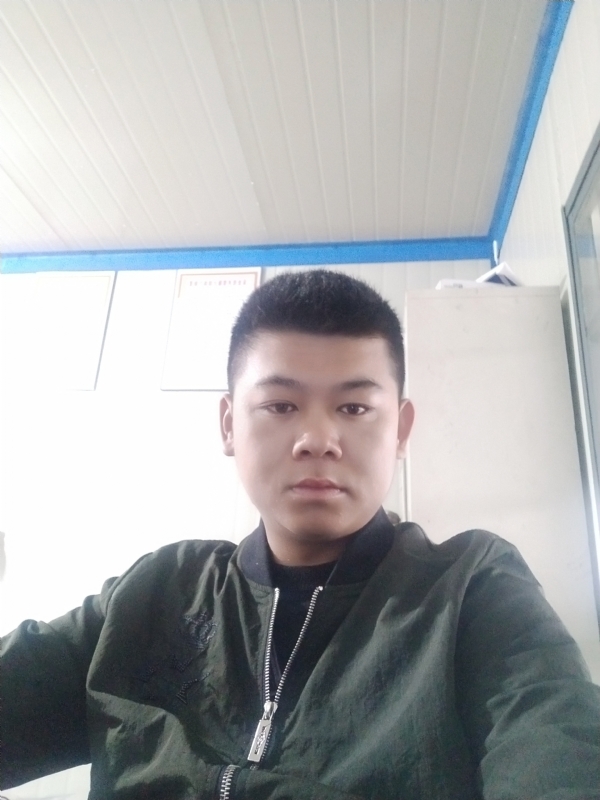 少校的第一张照片--南通相亲服务中心