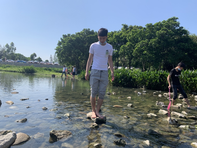 放假吃鸡的第一张照片--南通相亲服务中心