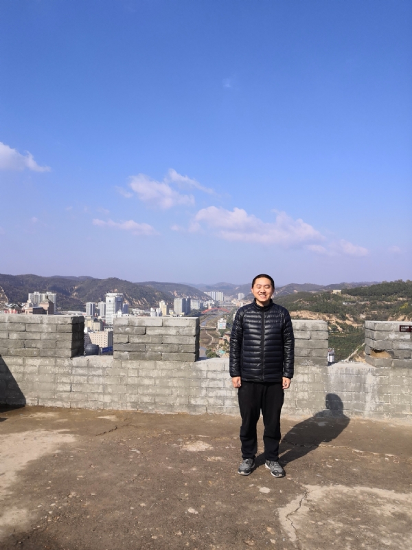 人间不值得的第一张照片--南通相亲服务中心