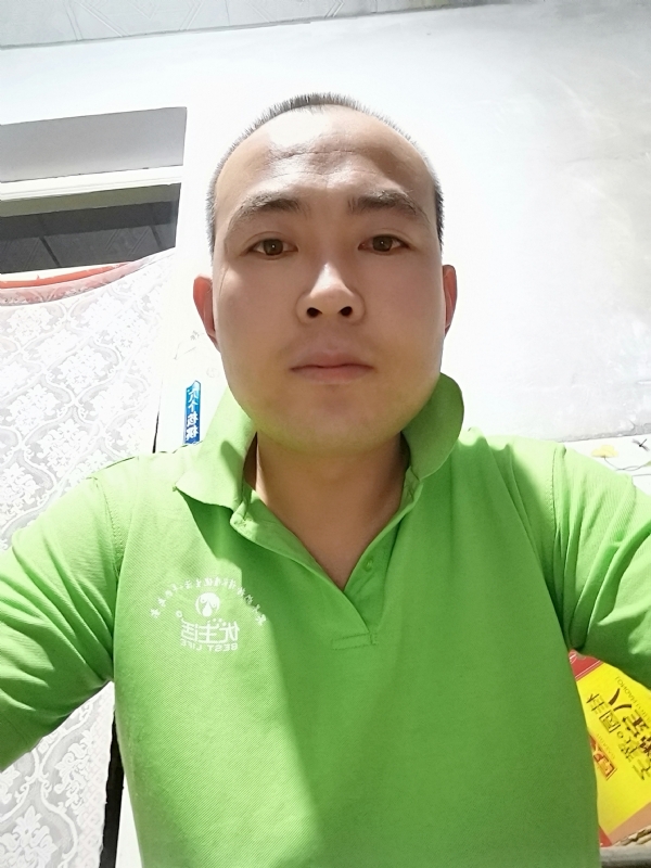 东海龙王的第三张照片--南通相亲服务中心