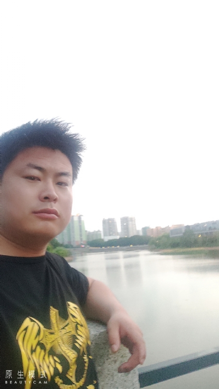 小海的第二张照片--南通相亲服务中心