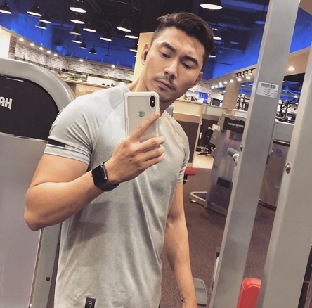 Larryyy的第一张照片--南通相亲服务中心