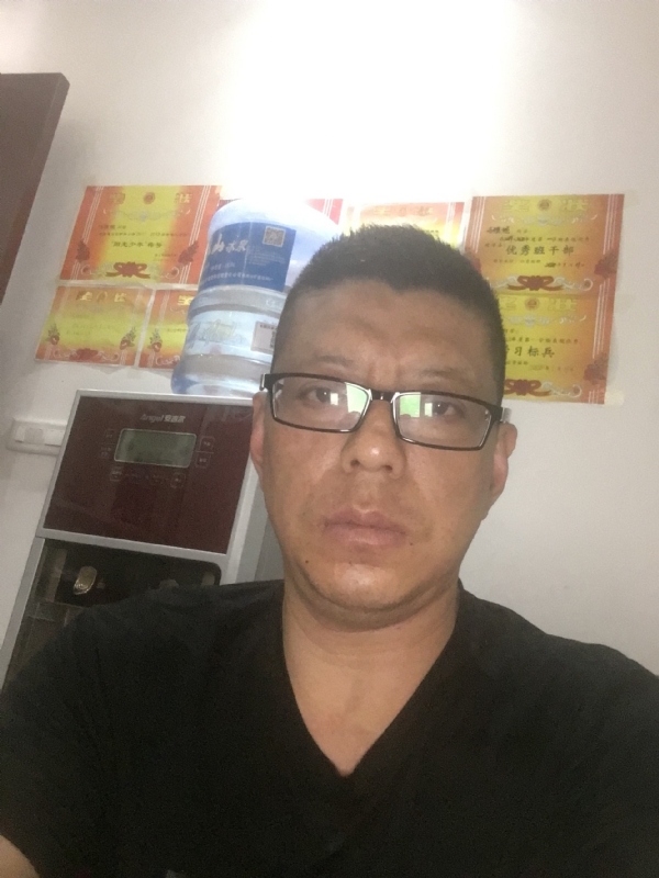 牵手的第二张照片--南通相亲服务中心