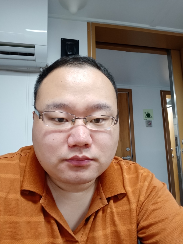 努力爱一次的第一张照片--南通相亲服务中心