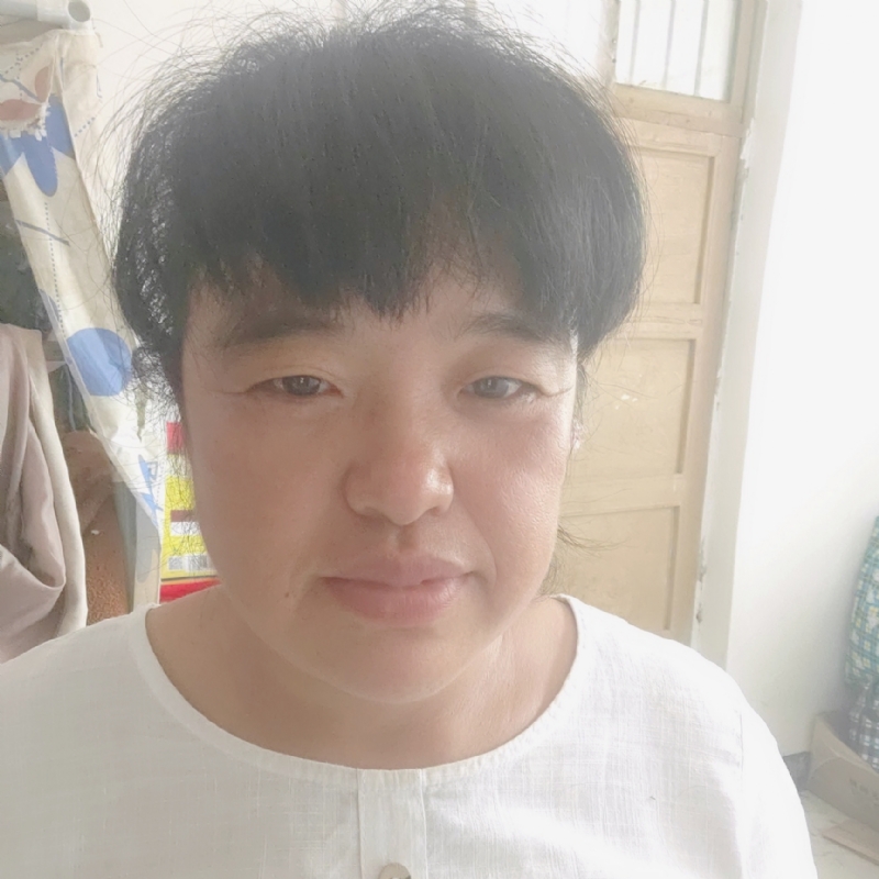 二妮的第二张照片--南通相亲服务中心