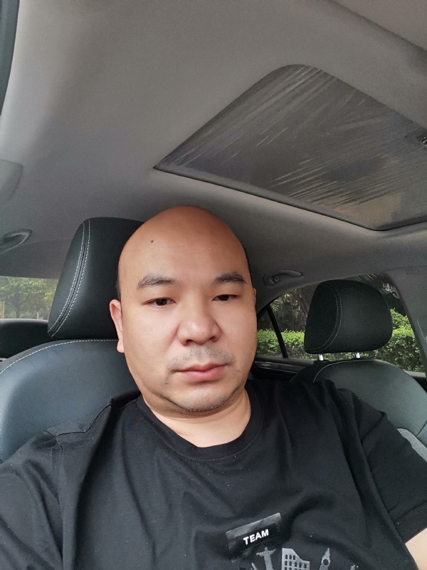 爷们已经老了的第一张照片--南通相亲服务中心