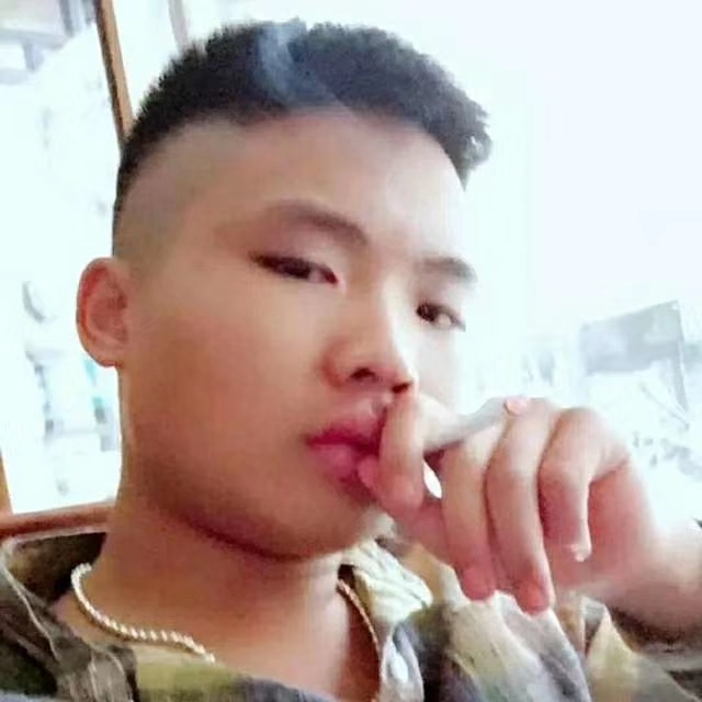 比比曾_的第一张照片--南通相亲服务中心