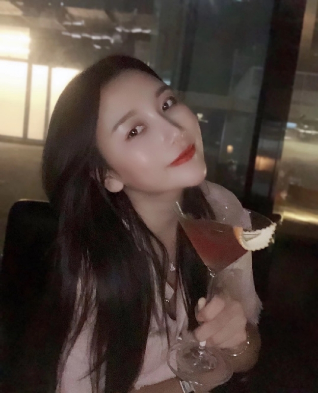 嫣然的第一张照片--南通相亲服务中心